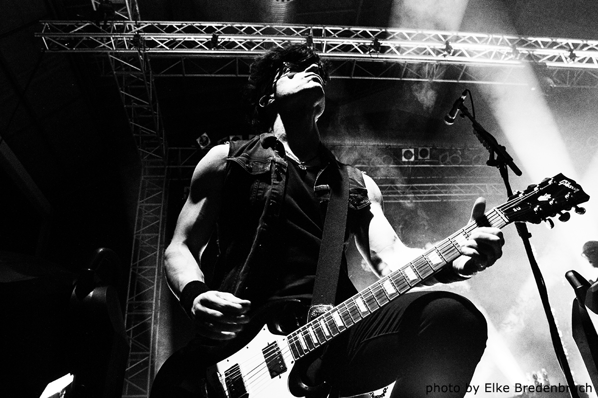 The Sisters Of Mercy - Ben Christo